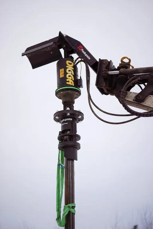 Drive lug connection on a helical pile