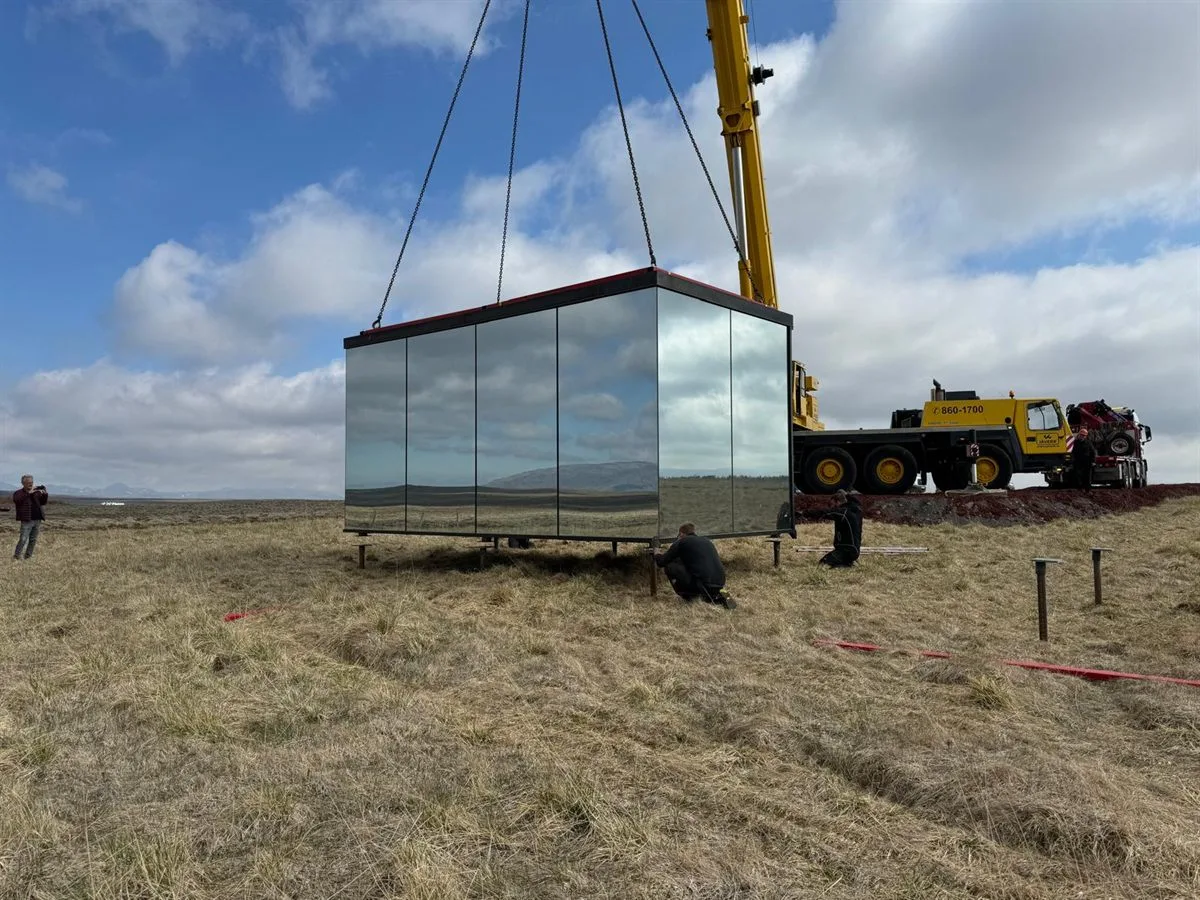 Modular building on pile foundations