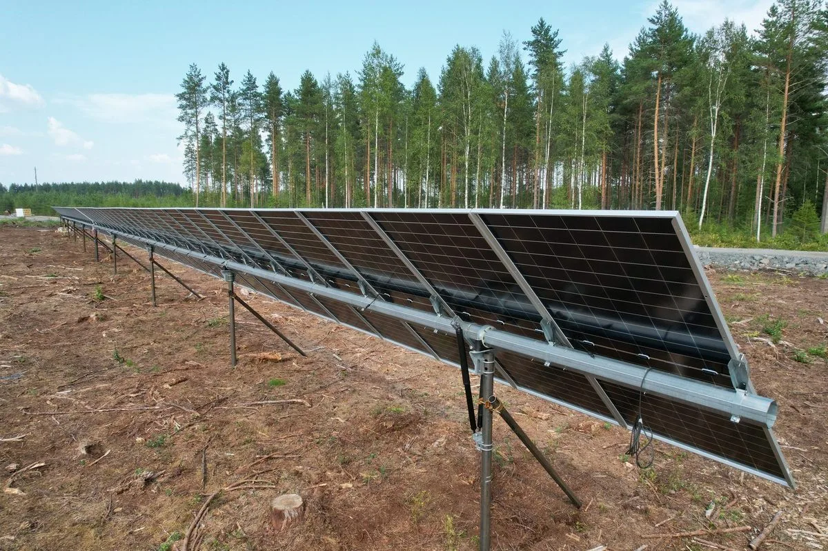 Helicasol solar park screw pile foundation installation